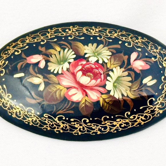 Vintage Russian Lacquer Brooch/Pin Signed - Picture 2 of 5